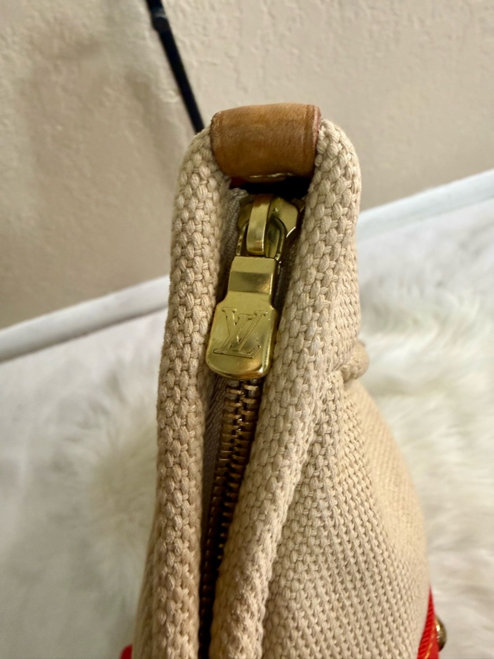 Louis Vuitton Cabas Antiqua GM Tote Bag - Picture 3 of 10